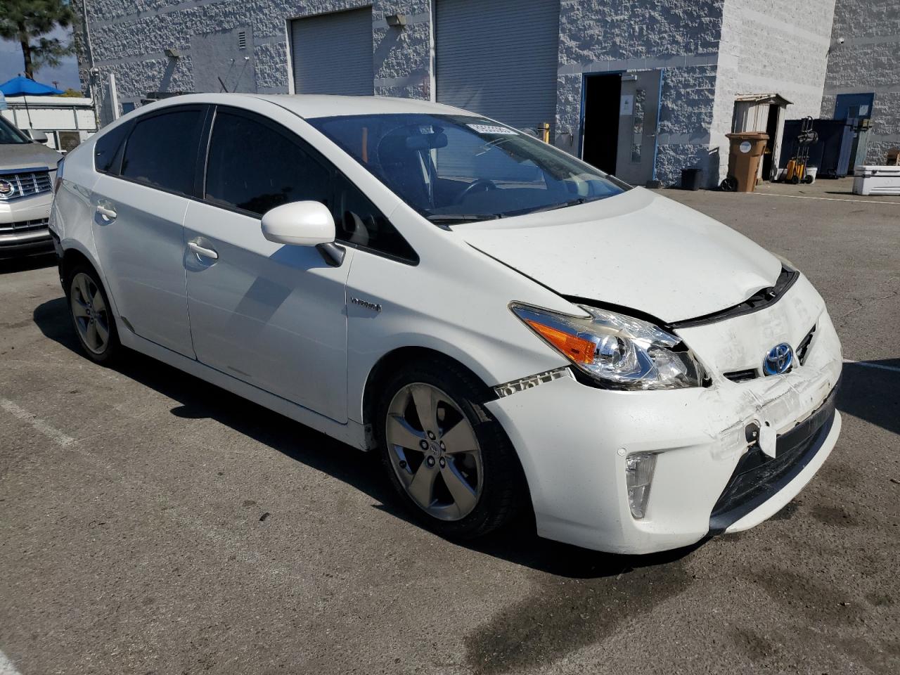 TOYOTA PRIUS
