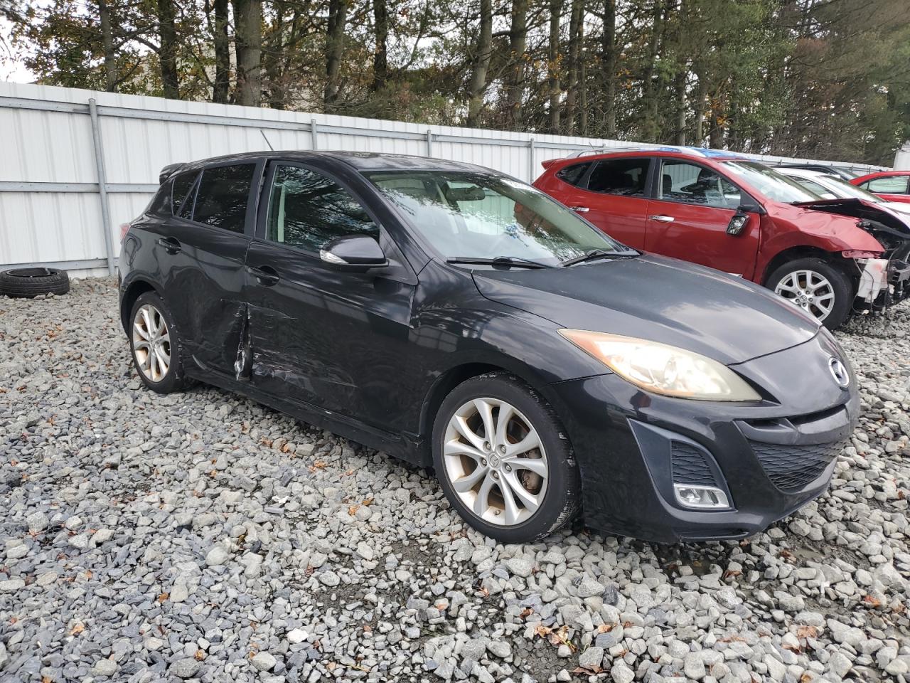 MAZDA 3 S