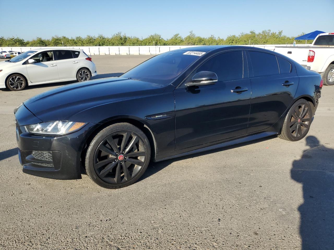 JAGUAR XE R - SPORT