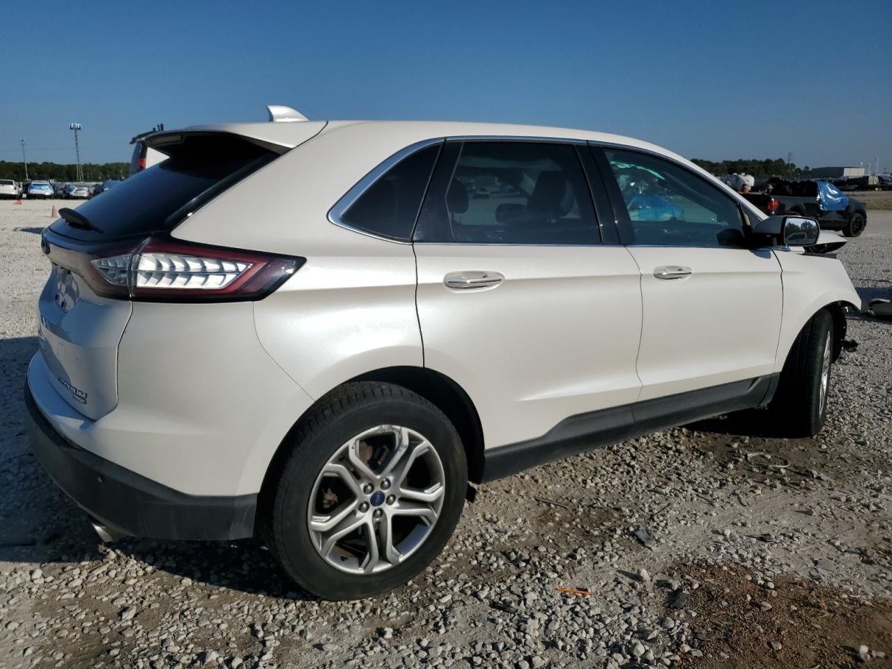 FORD EDGE TITANIUM