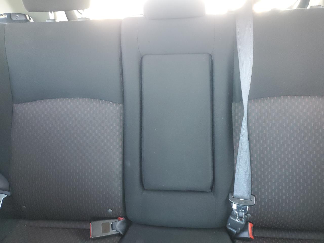 MITSUBISHI OUTLANDER ES