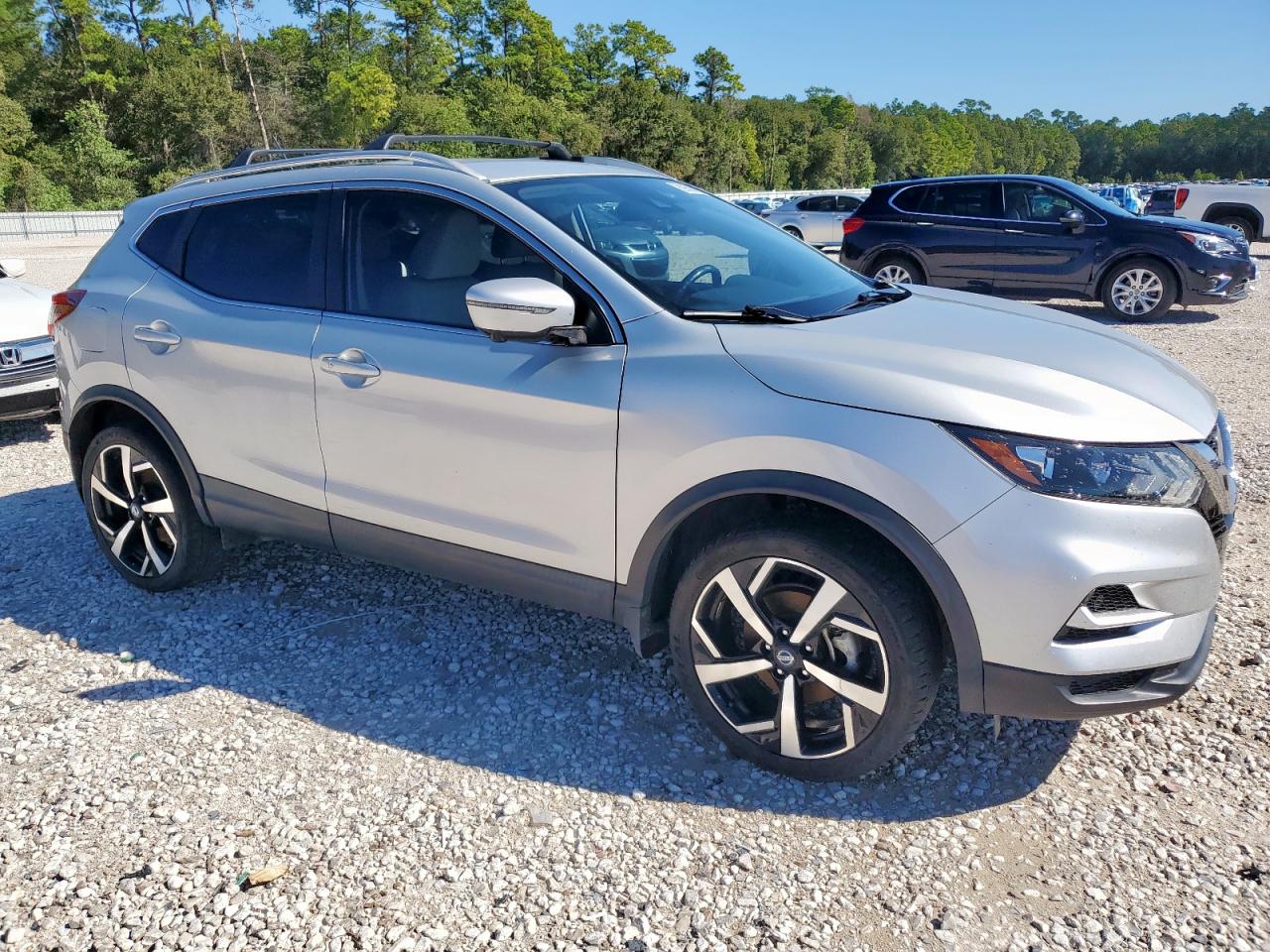 NISSAN ROGUE SPORT SL