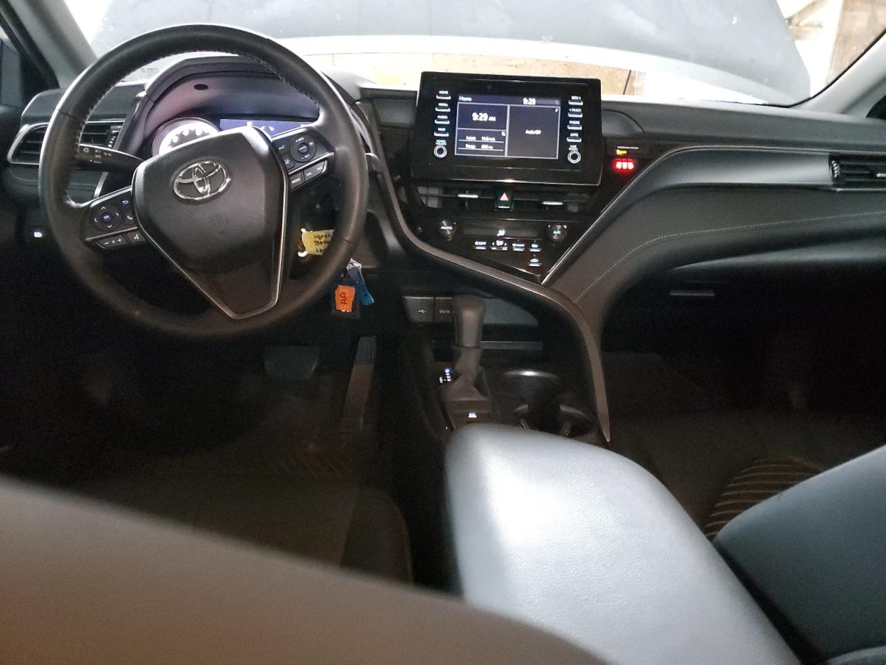 TOYOTA CAMRY SE NIGHT SHADE