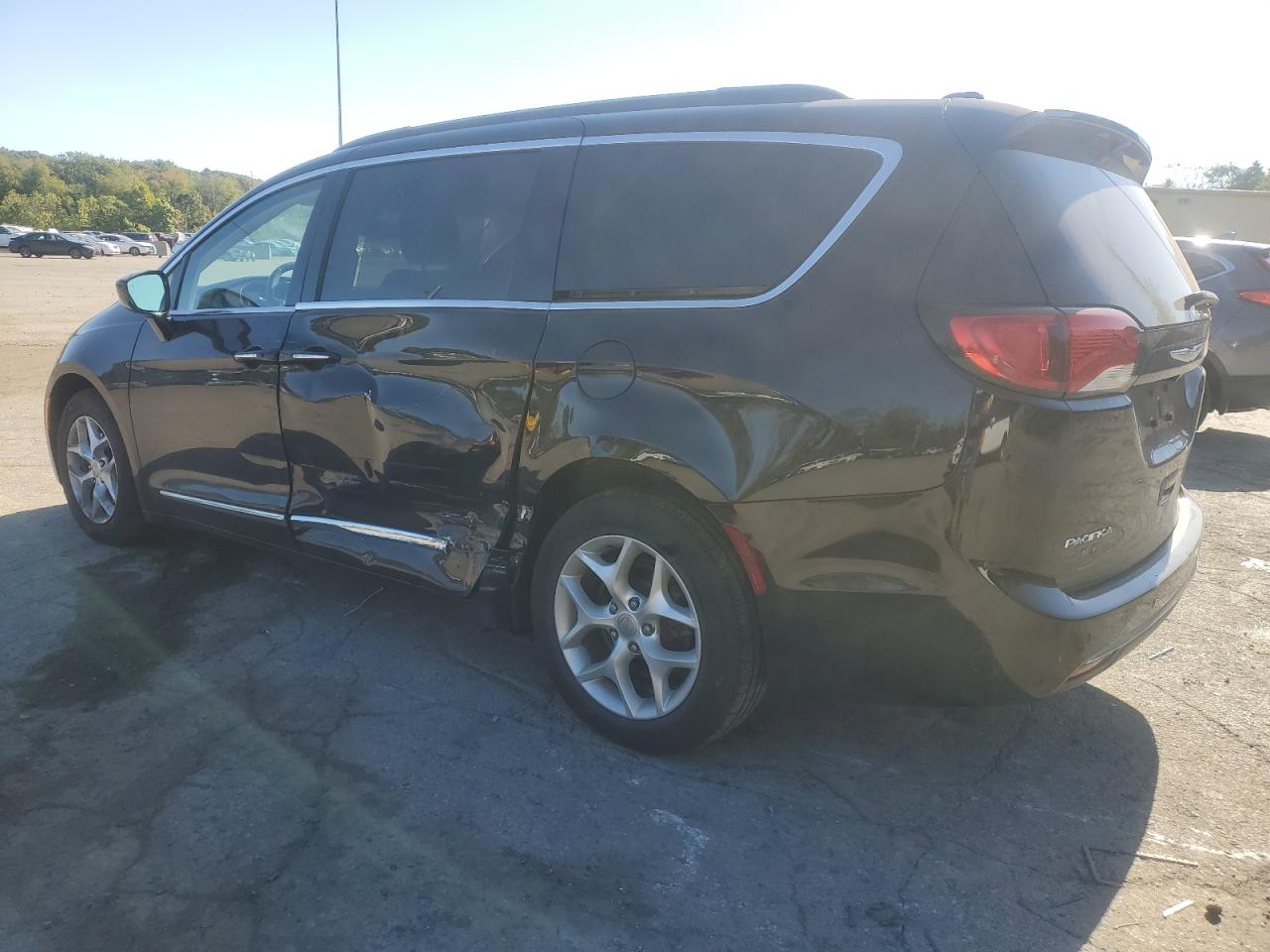 CHRYSLER PACIFICA TOURING L