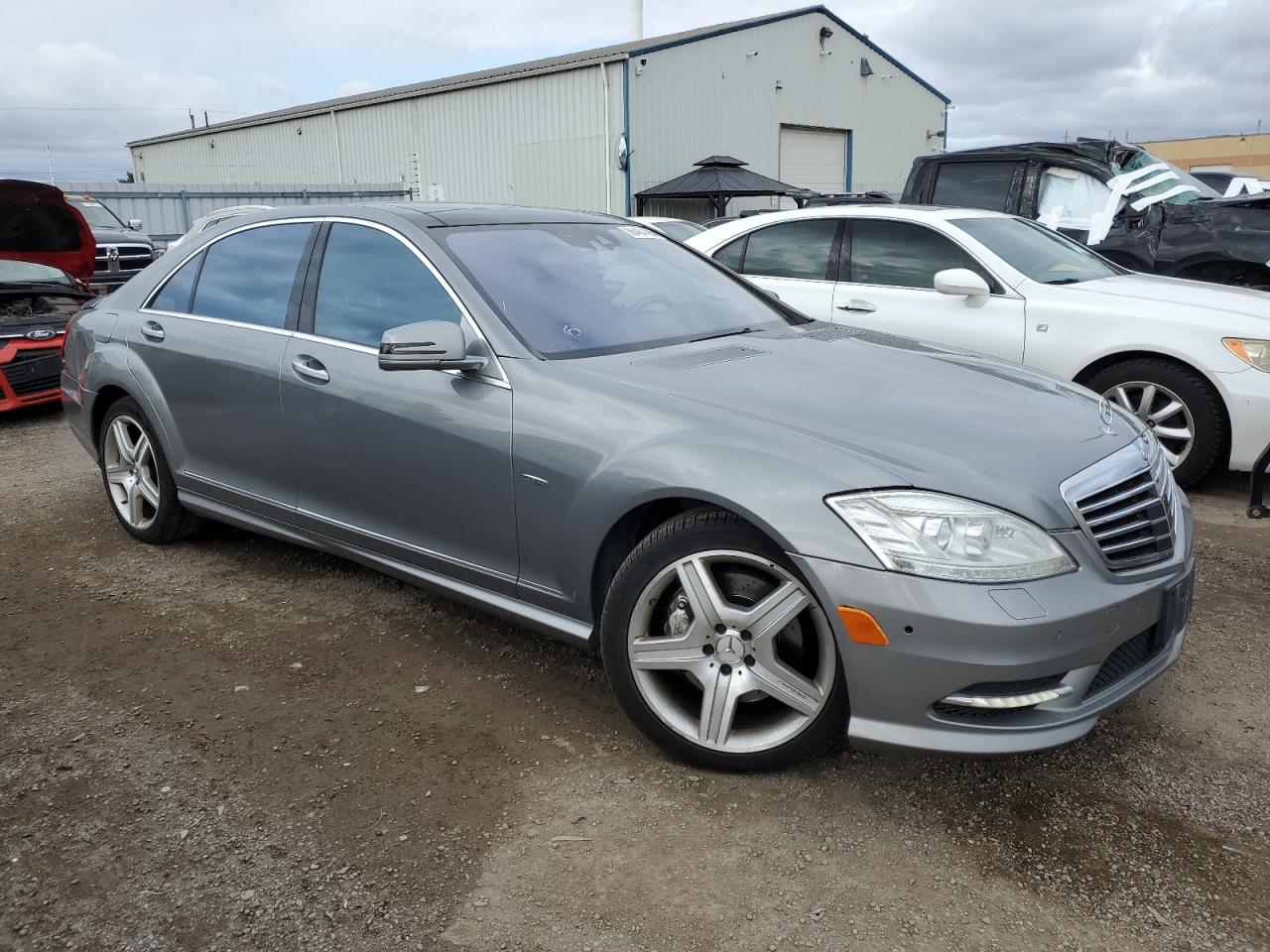 MERCEDES-BENZ S-CLASS 550 4MATIC