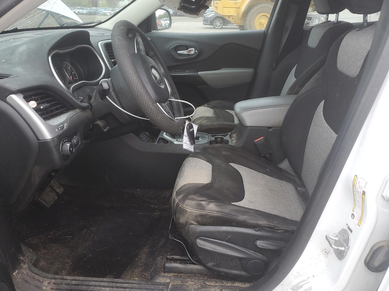 JEEP GRAND CHEROKEE LATITUDE