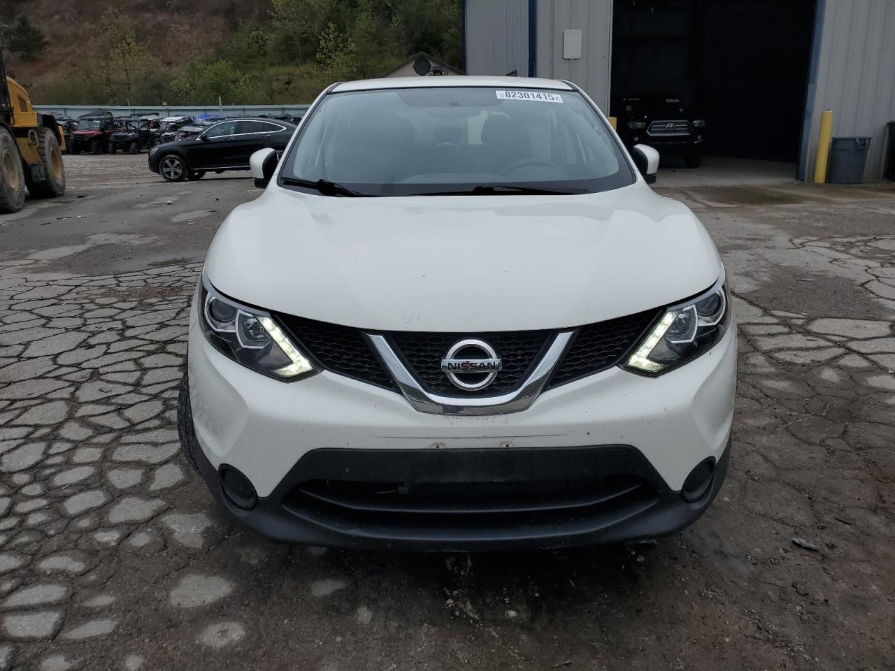 NISSAN ROGUE SPORT S