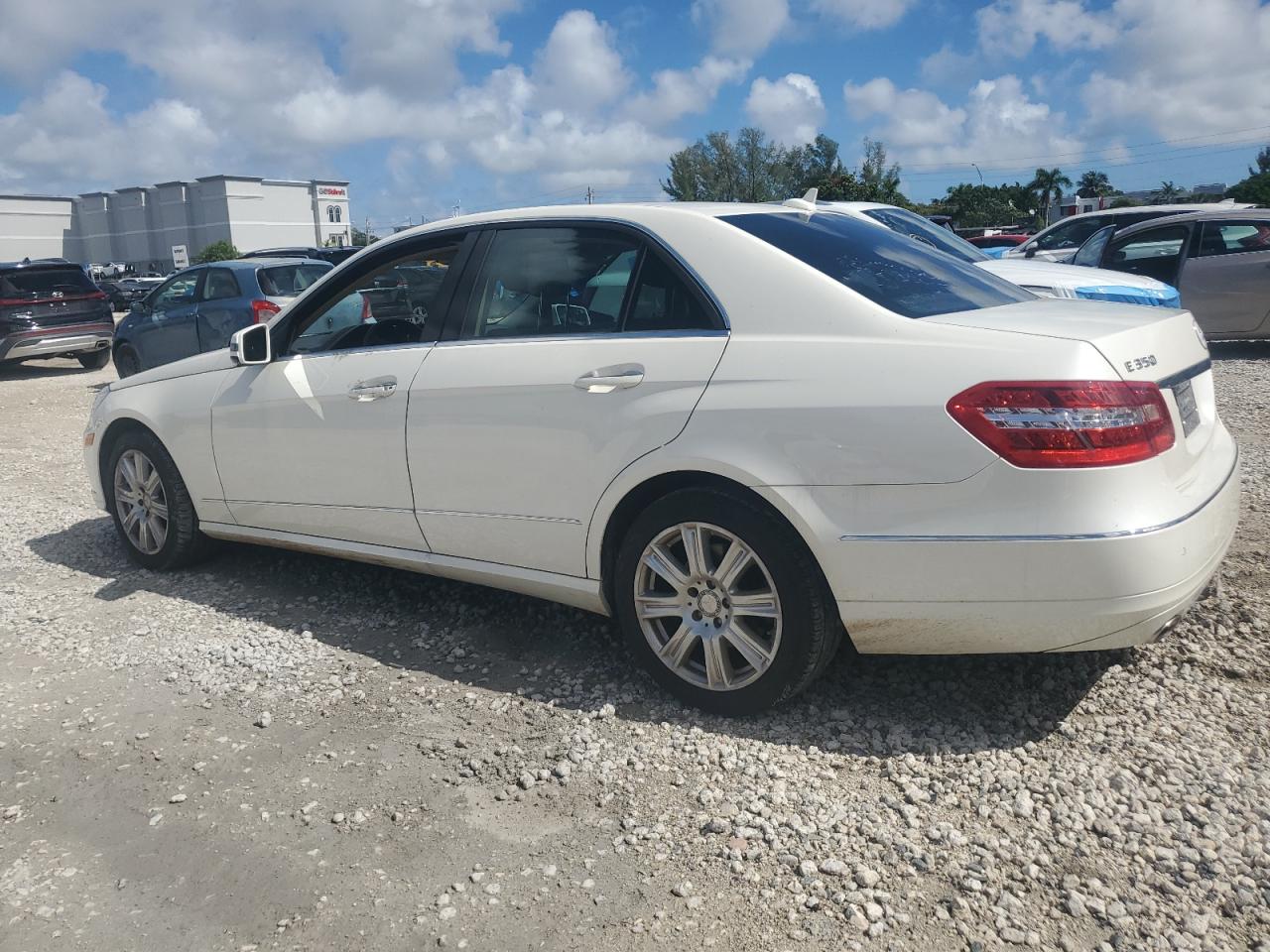 MERCEDES-BENZ E-CLASS 350