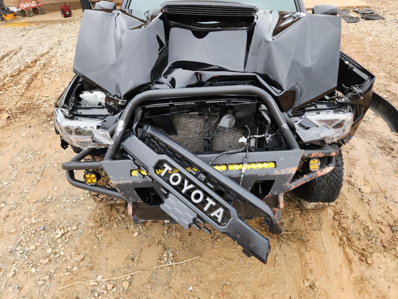 TOYOTA TACOMA DOUBLE CAB