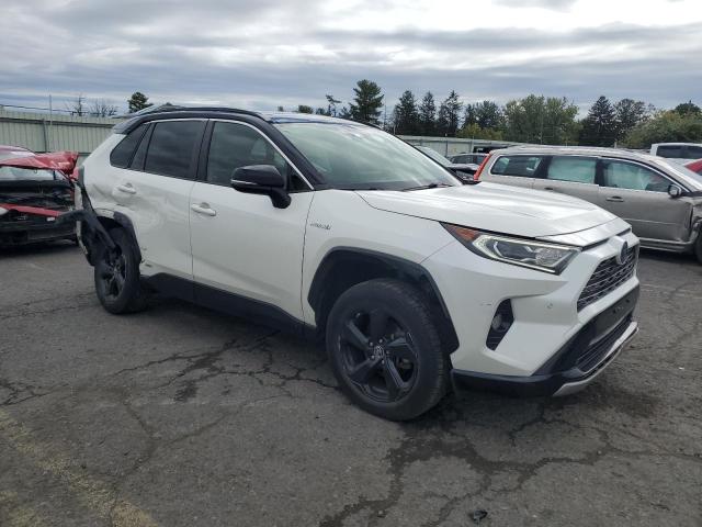 2019 TOYOTA RAV4 XSE JTMEWRFV7KD512068