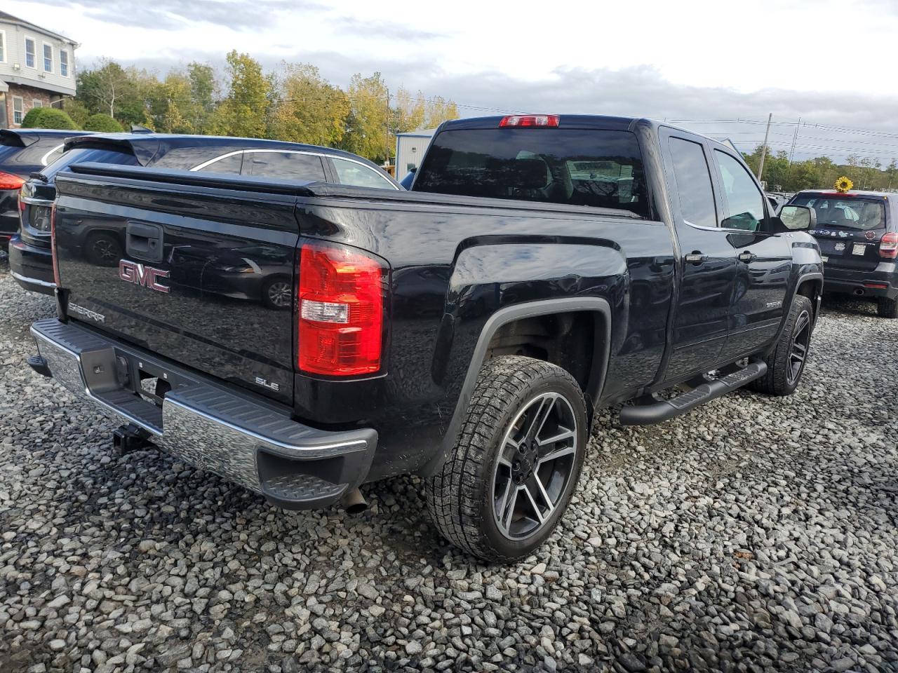 GMC SIERRA K1500 SLE