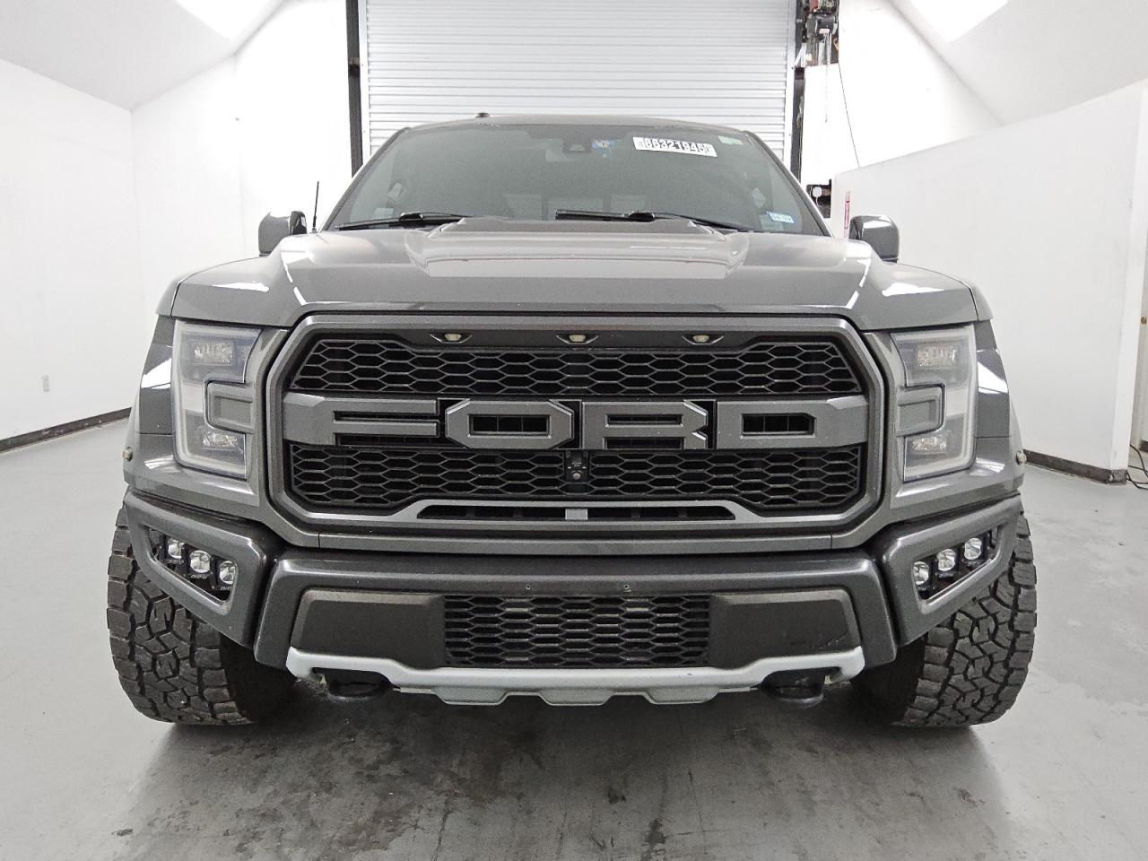 FORD F-150 RAPTOR