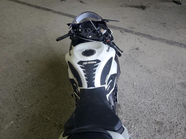 2025 KAWASAKI ZX636 K JKBZXJJ15SA028833