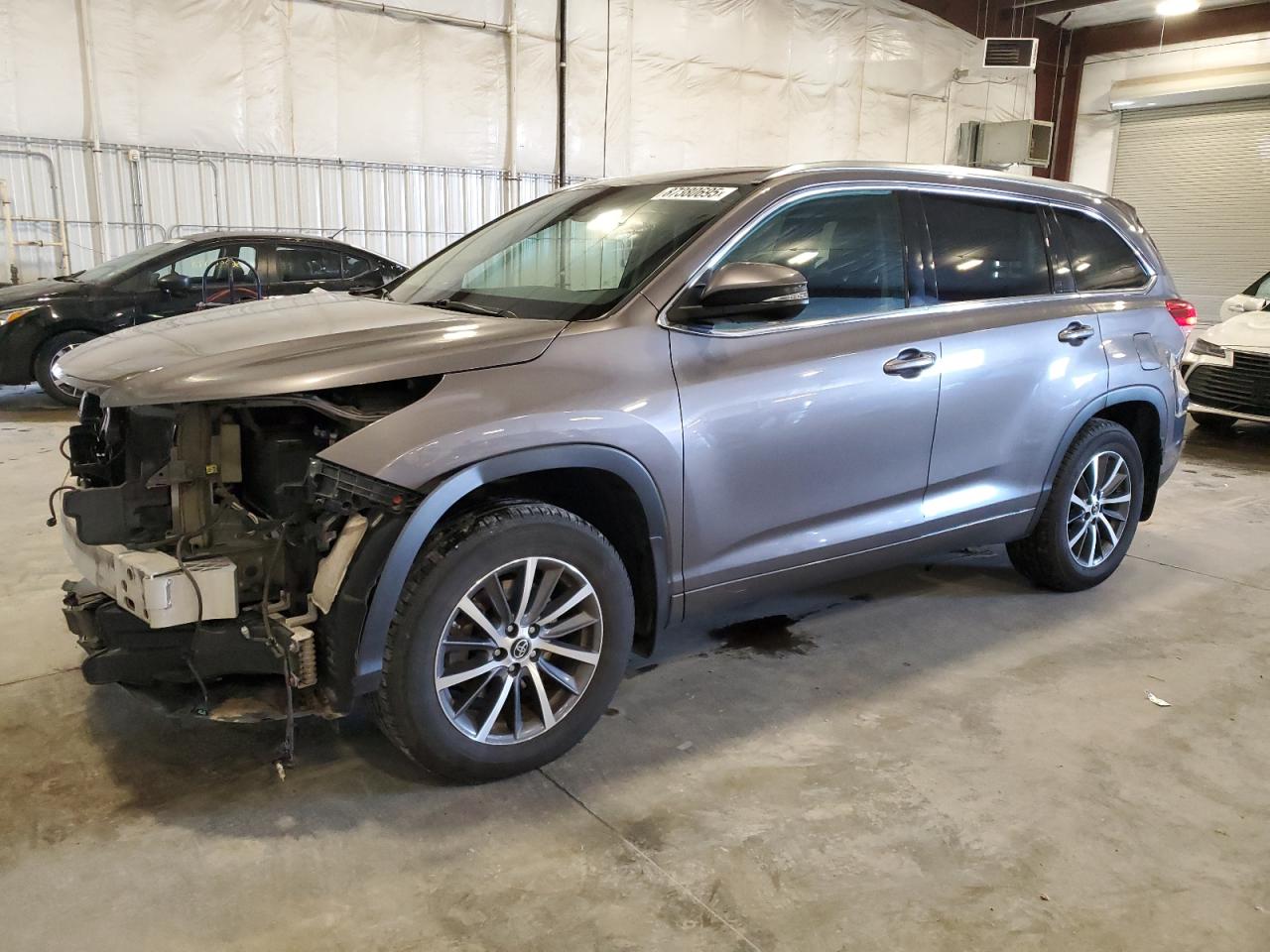 TOYOTA HIGHLANDER SE