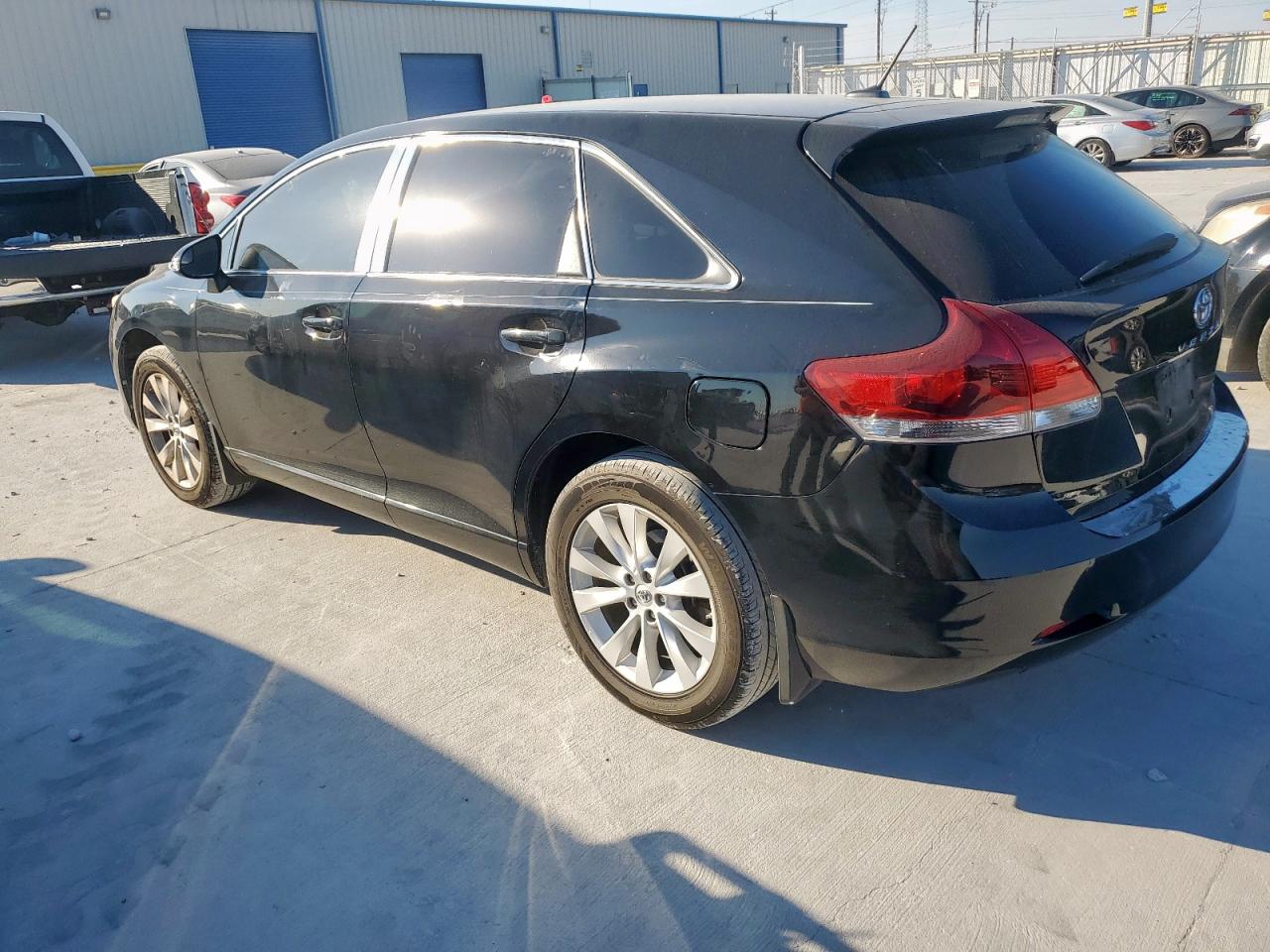 TOYOTA VENZA LE