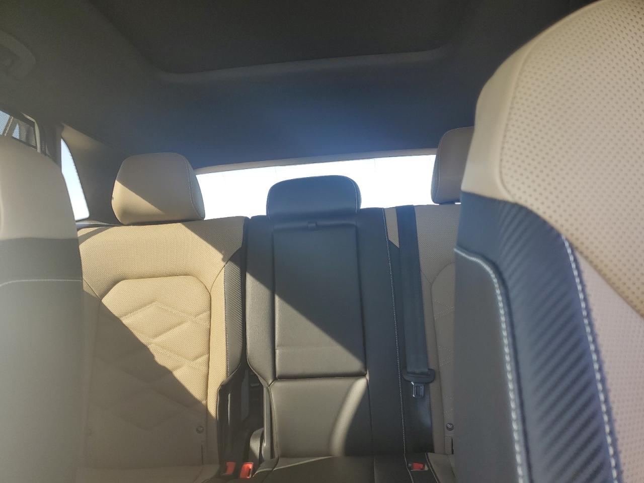 VOLKSWAGEN ATLAS CROSS SPORT SE