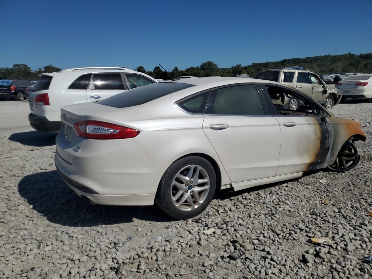 FORD FUSION SE