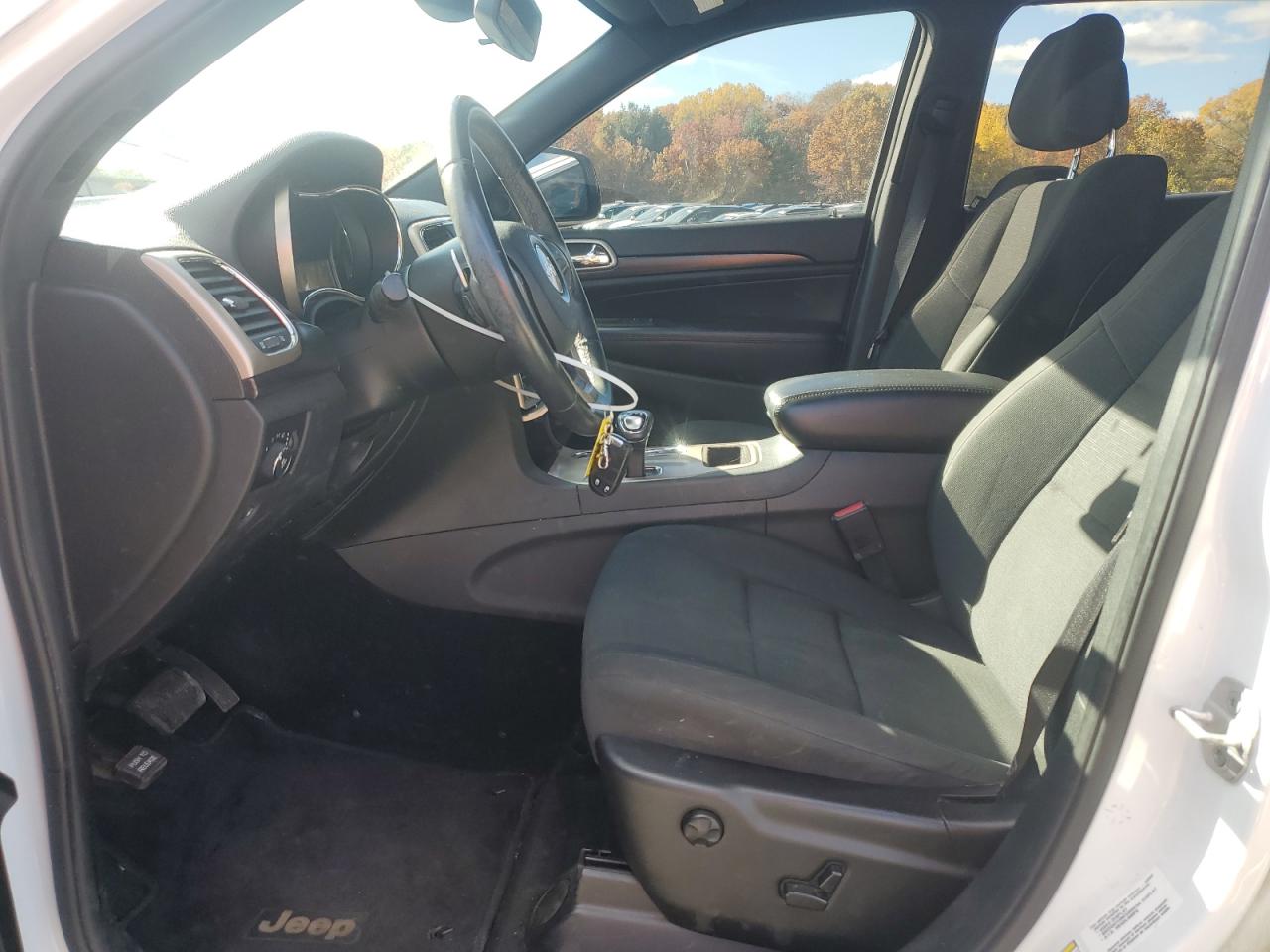 JEEP GRAND CHEROKEE LAREDO