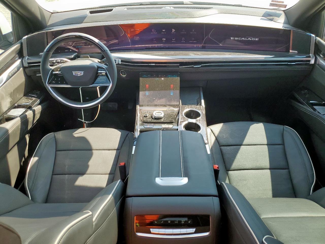 CADILLAC ESCALADE SPORT