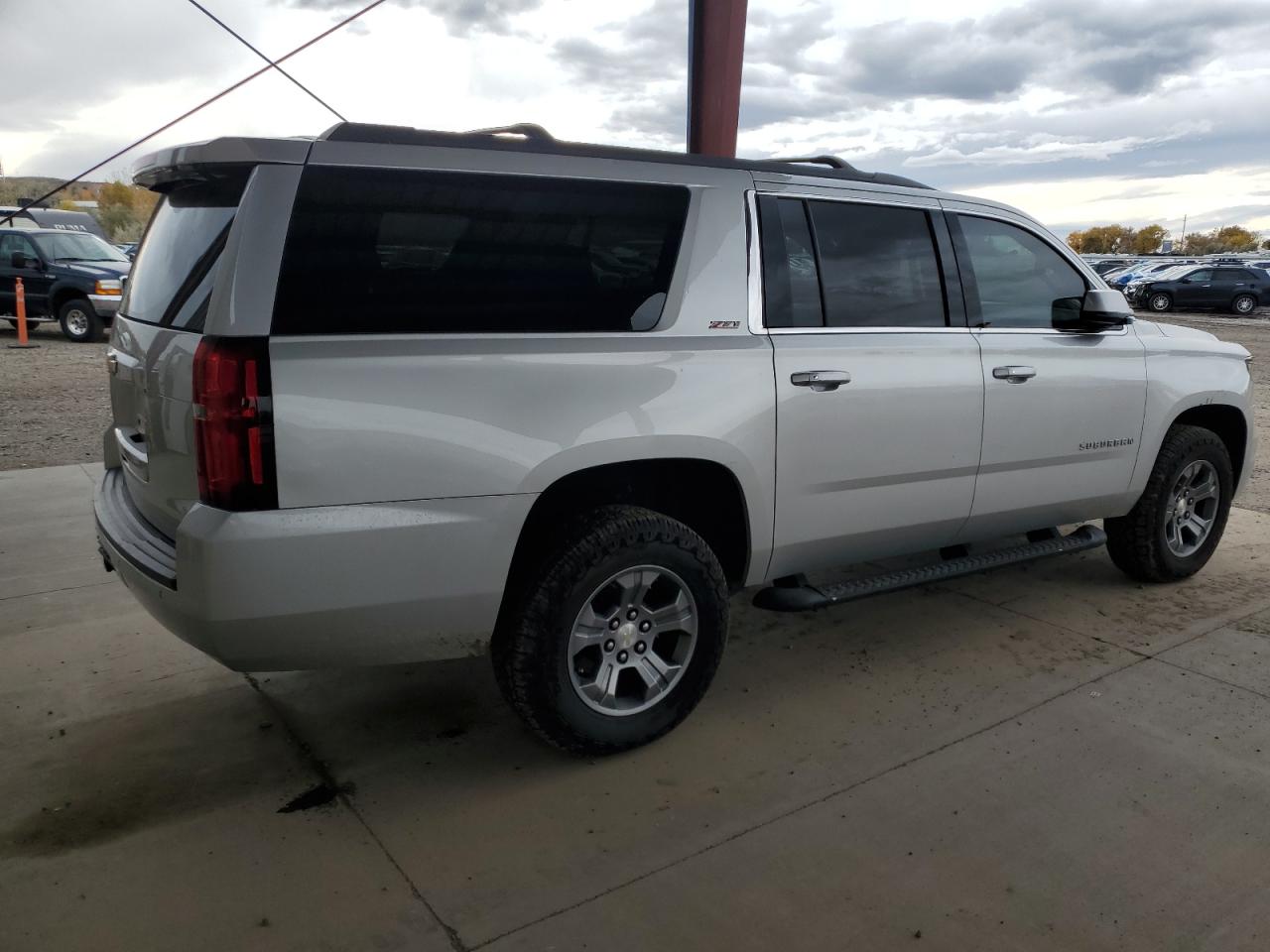 CHEVROLET SUBURBAN K1500 LT