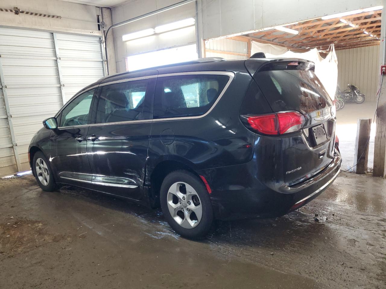 CHRYSLER PACIFICA TOURING L PLUS