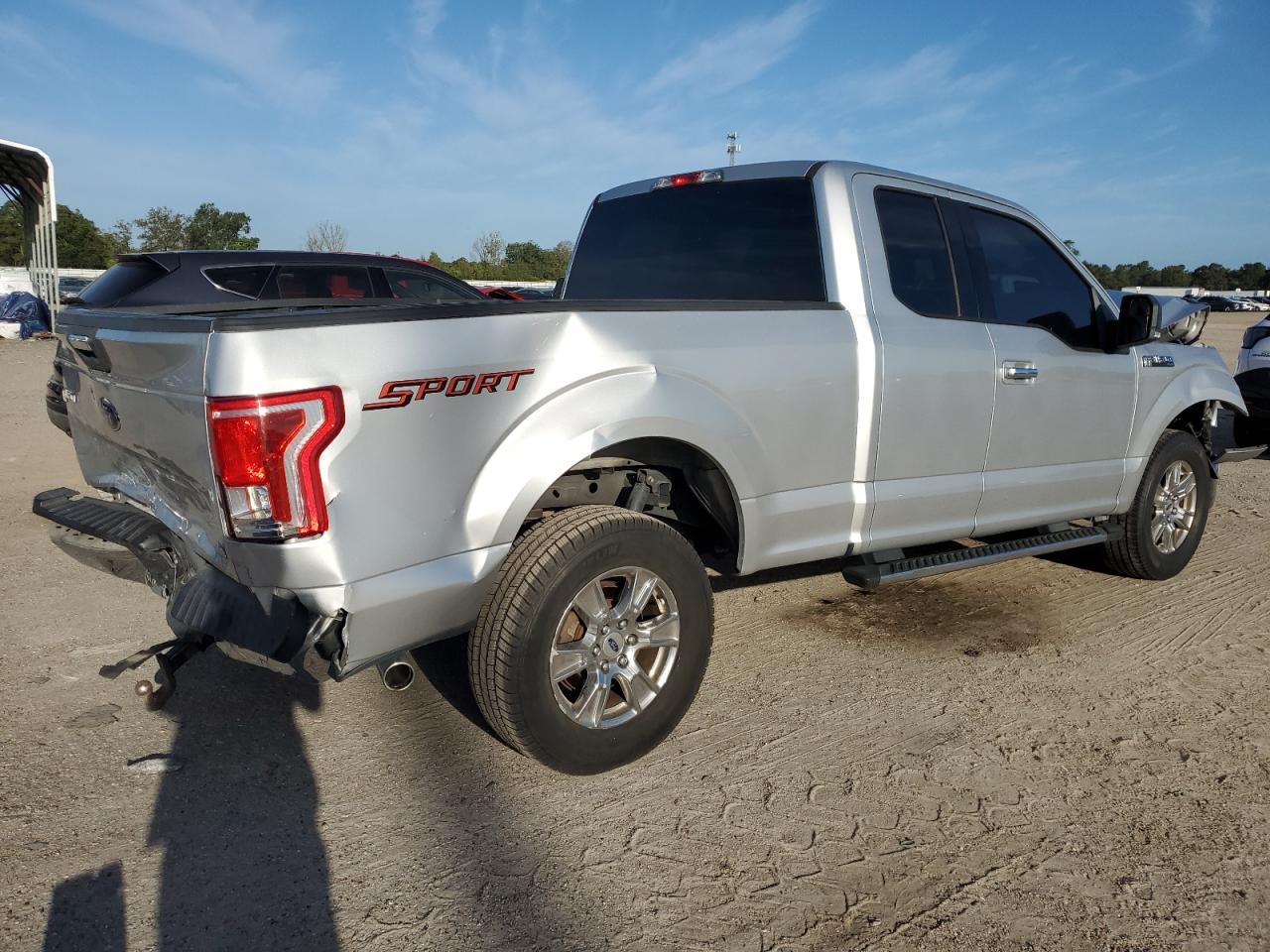 FORD F-150 SUPER CAB