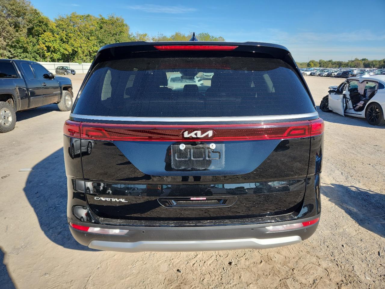 KIA CARNIVAL EX