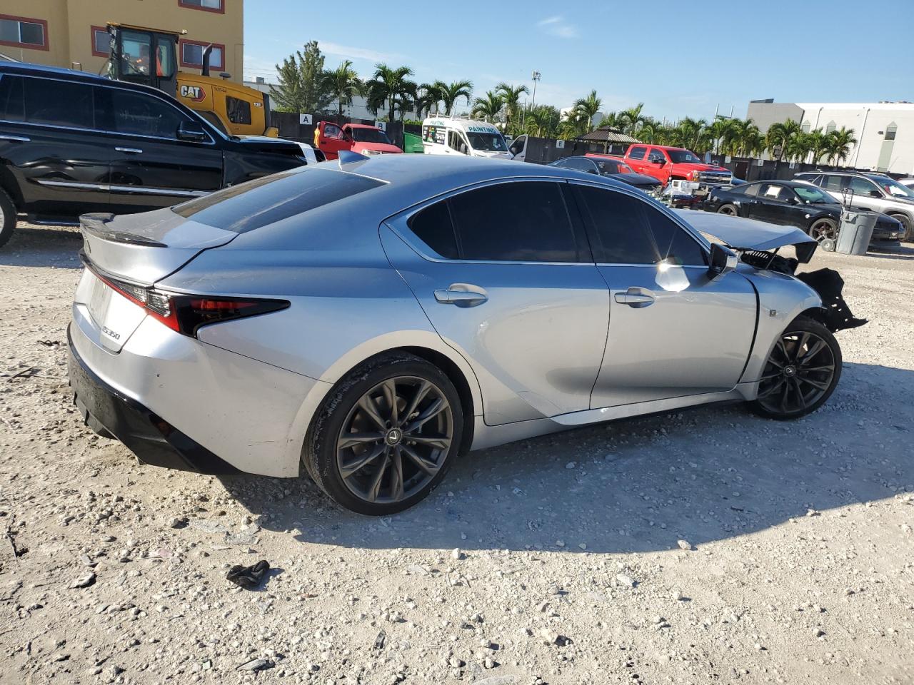 LEXUS IS 350 F SPORT DESIGN