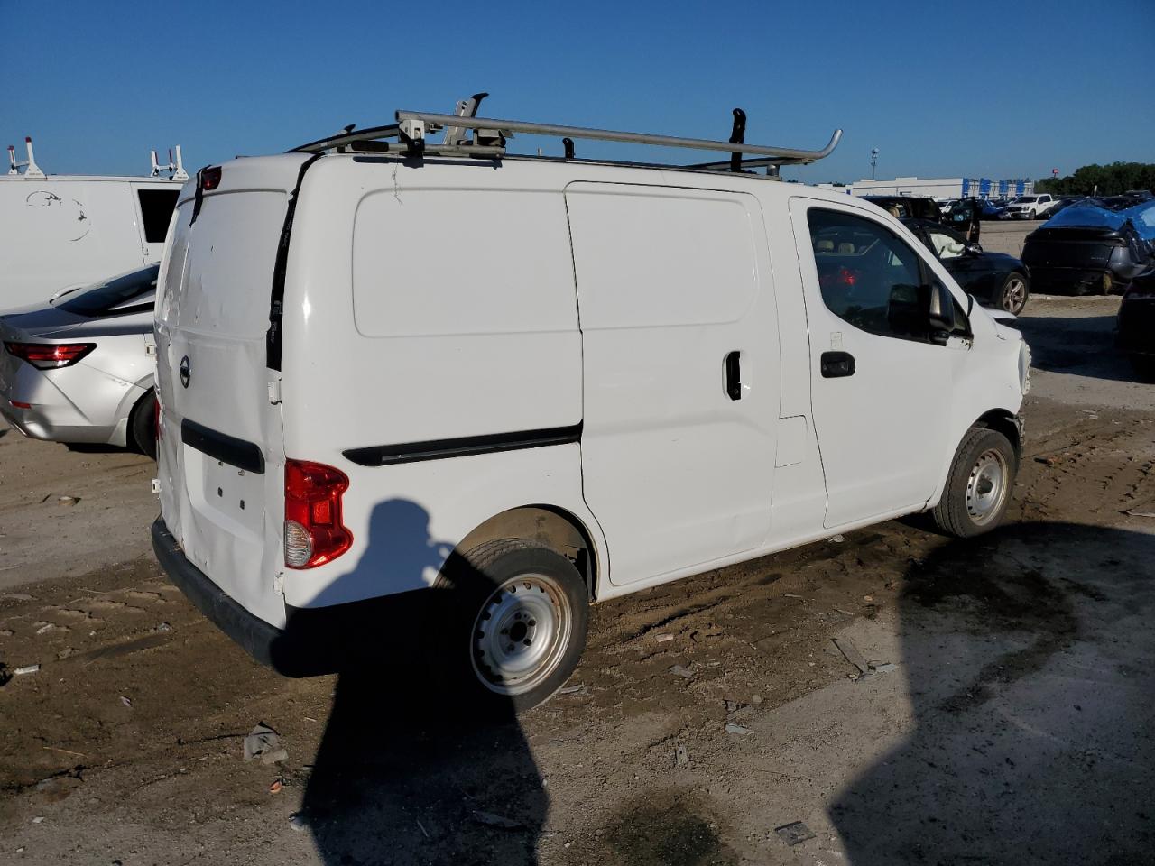 NISSAN NV200 2.5S