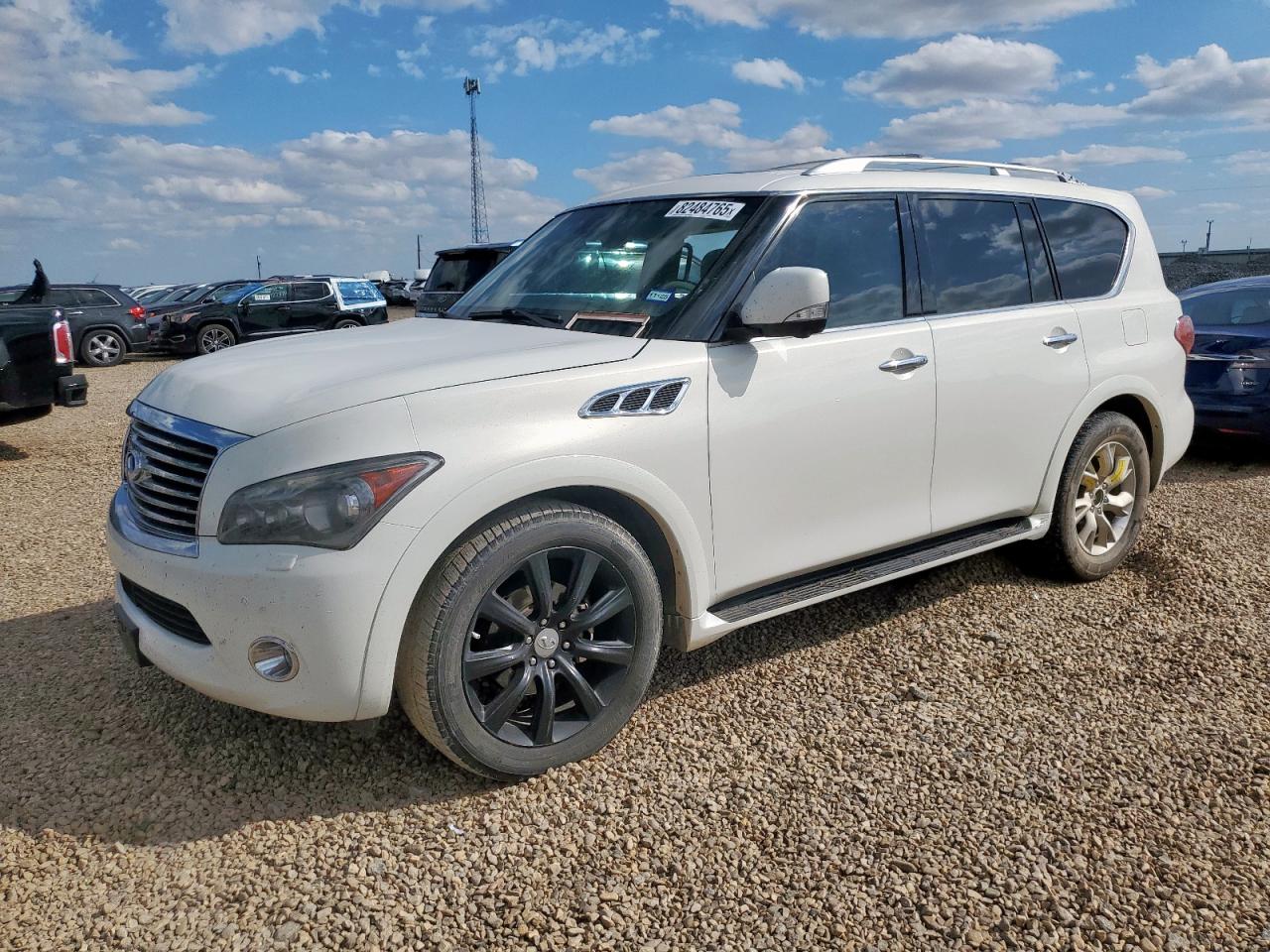 INFINITI QX56