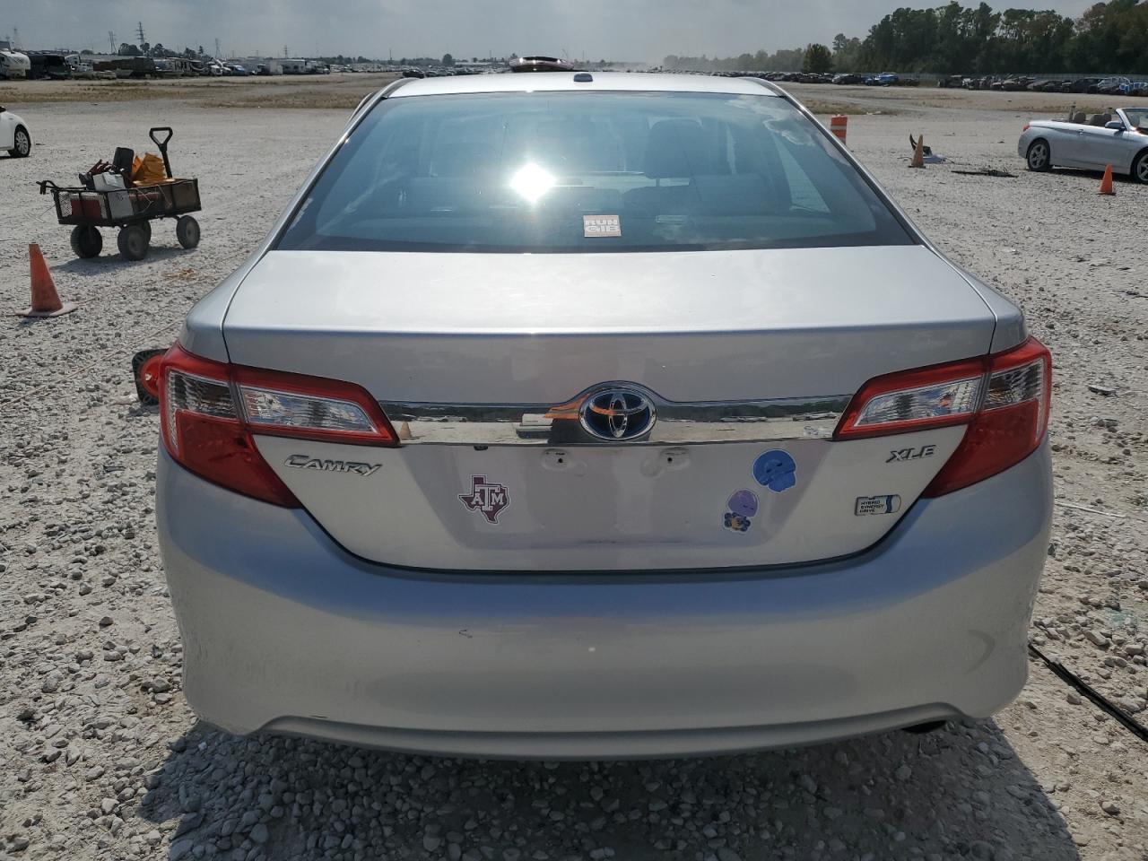TOYOTA CAMRY HYBRID