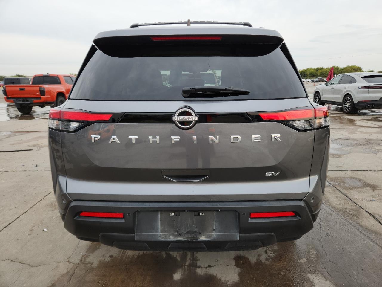 NISSAN PATHFINDER SV