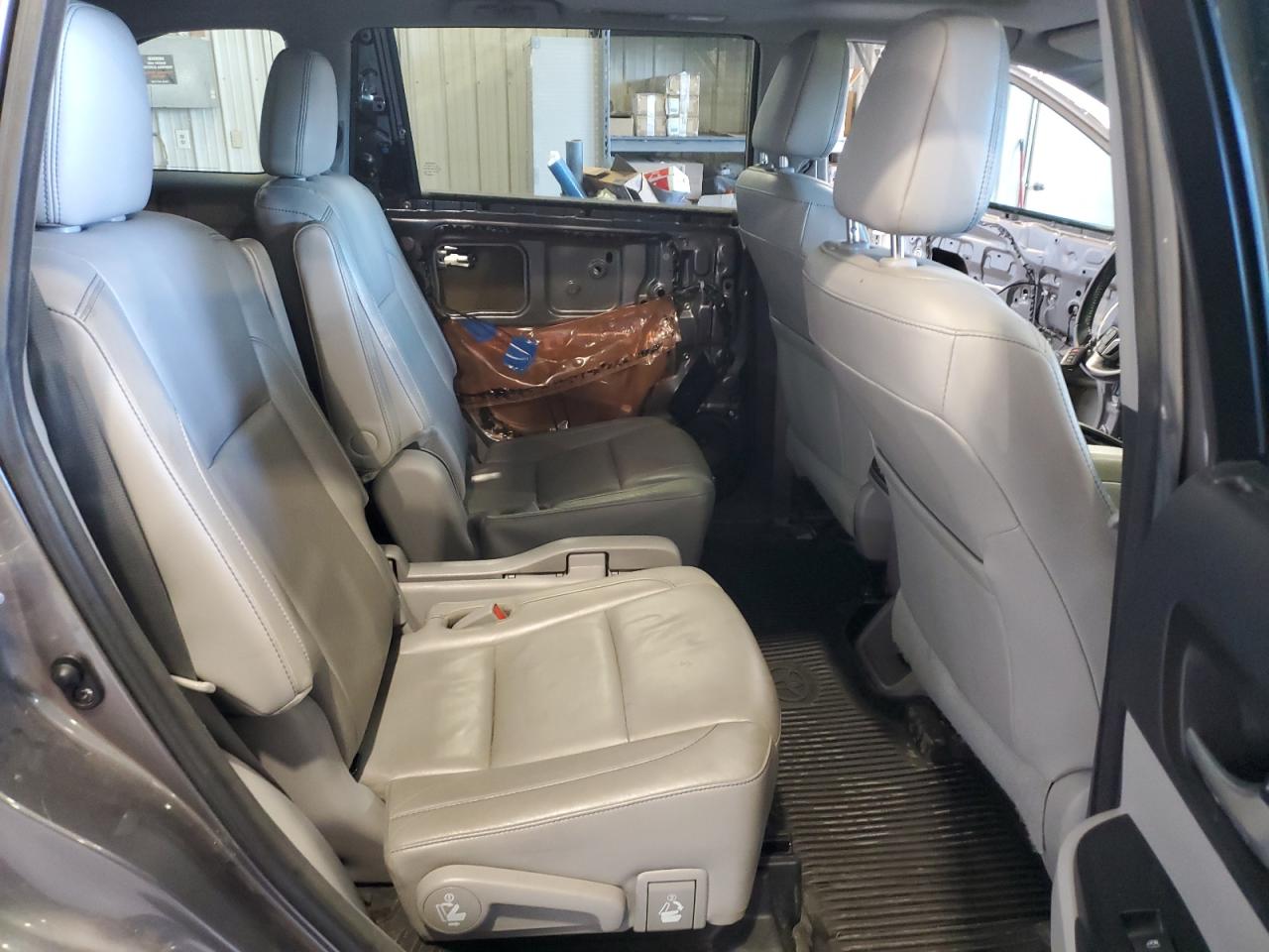 TOYOTA HIGHLANDER SE