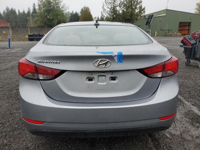 2016 HYUNDAI ELANTRA SE 5NPDH4AE9GH674091