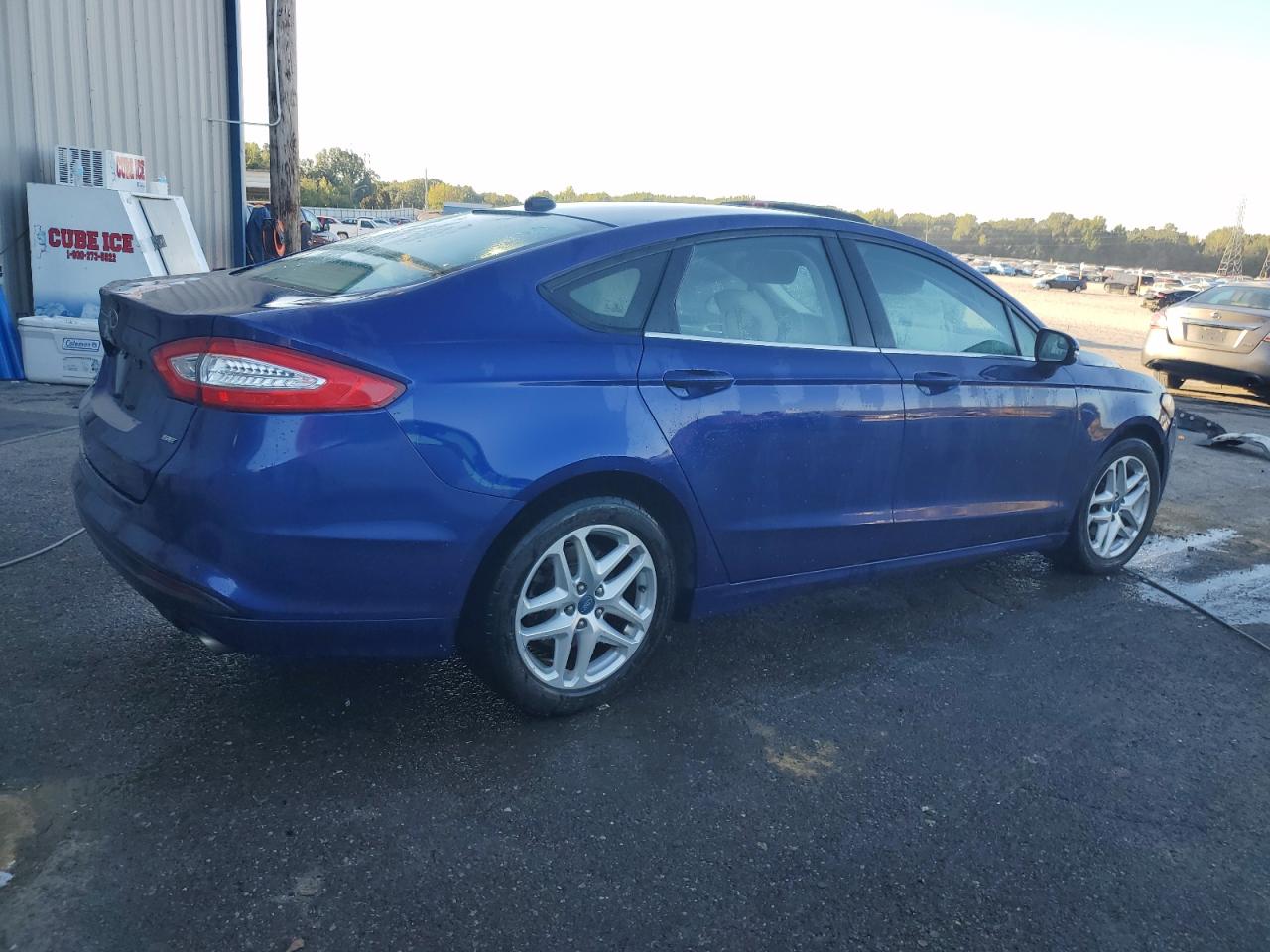 FORD FUSION SE
