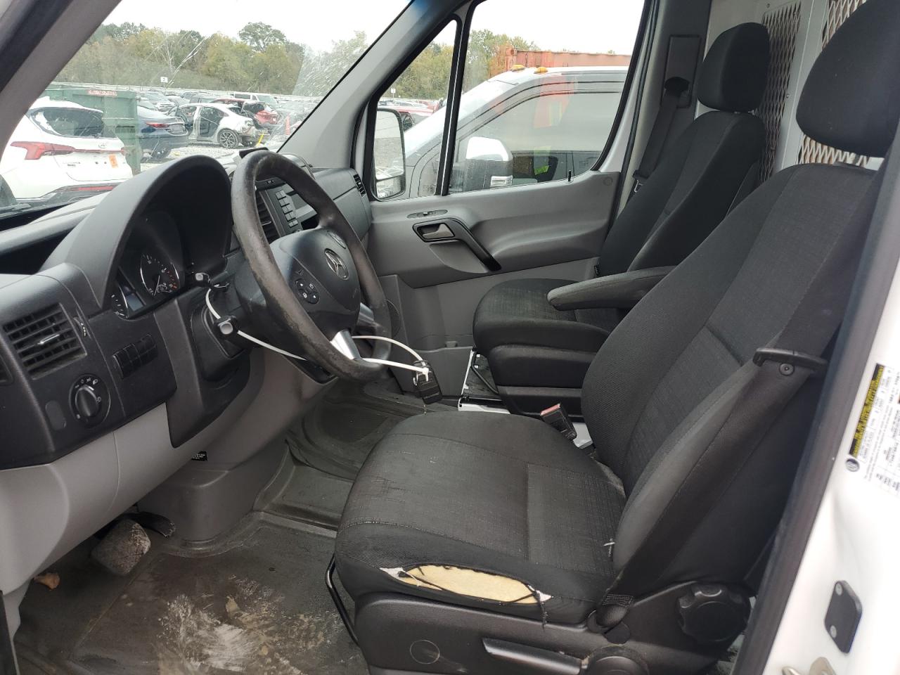 MERCEDES-BENZ SPRINTER 2500