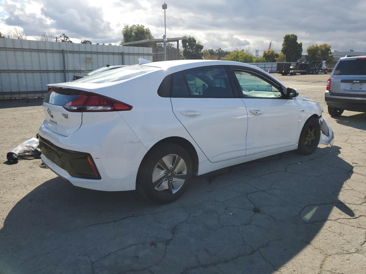 HYUNDAI IONIQ BLUE