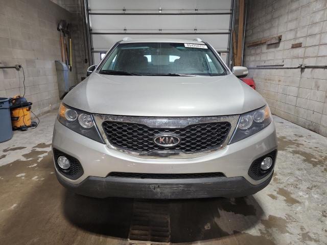 2013 KIA SORENTO LX - 5XYKTDA63DG351687