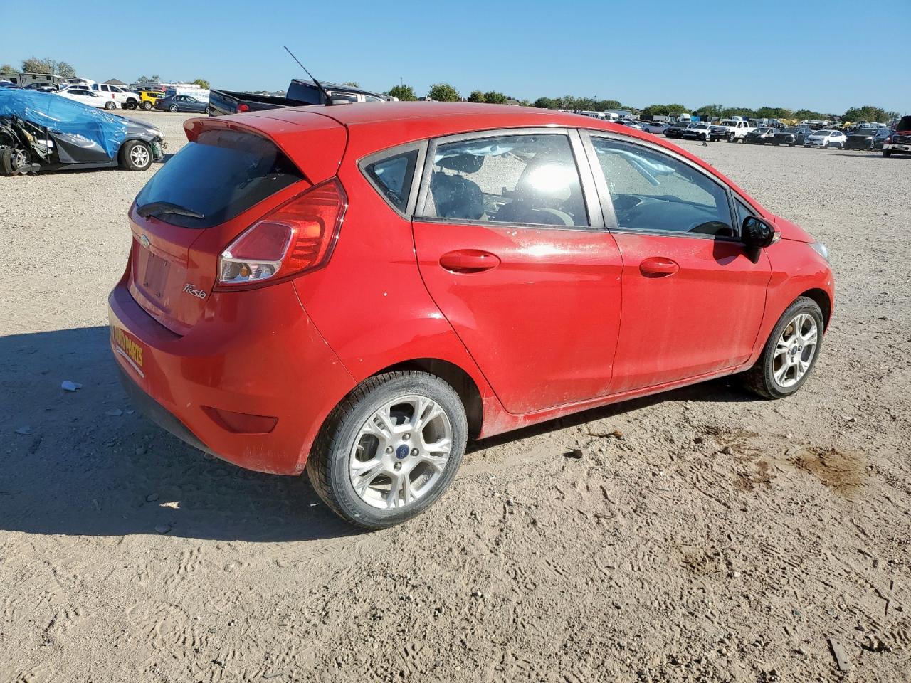 Lot #3303613928 2015 FORD FIESTA SE