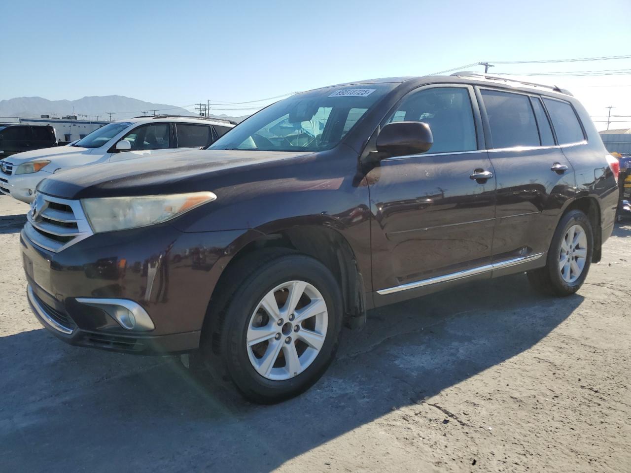 TOYOTA HIGHLANDER BASE