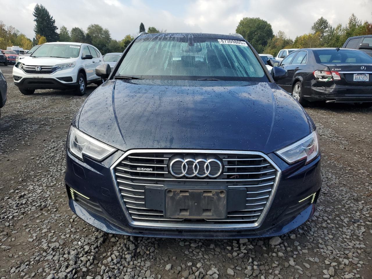 AUDI A3 E-TRON PREMIUM