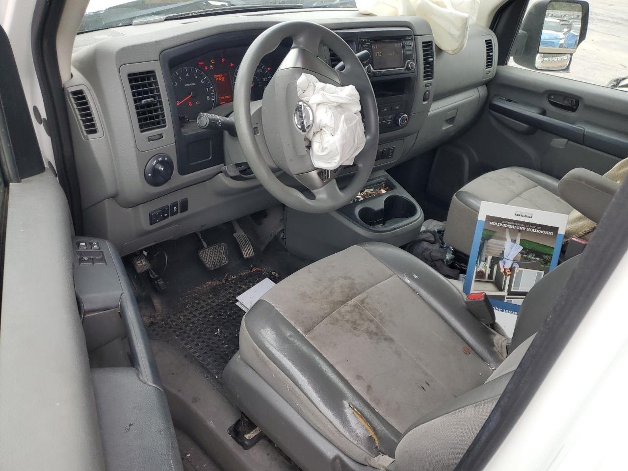 NISSAN NV2500 2500 S