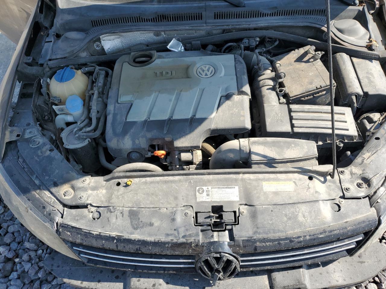 VOLKSWAGEN JETTA TDI