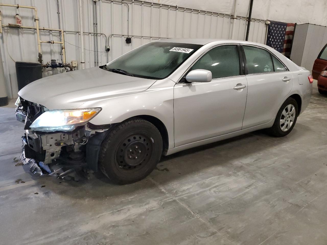 TOYOTA CAMRY BASE