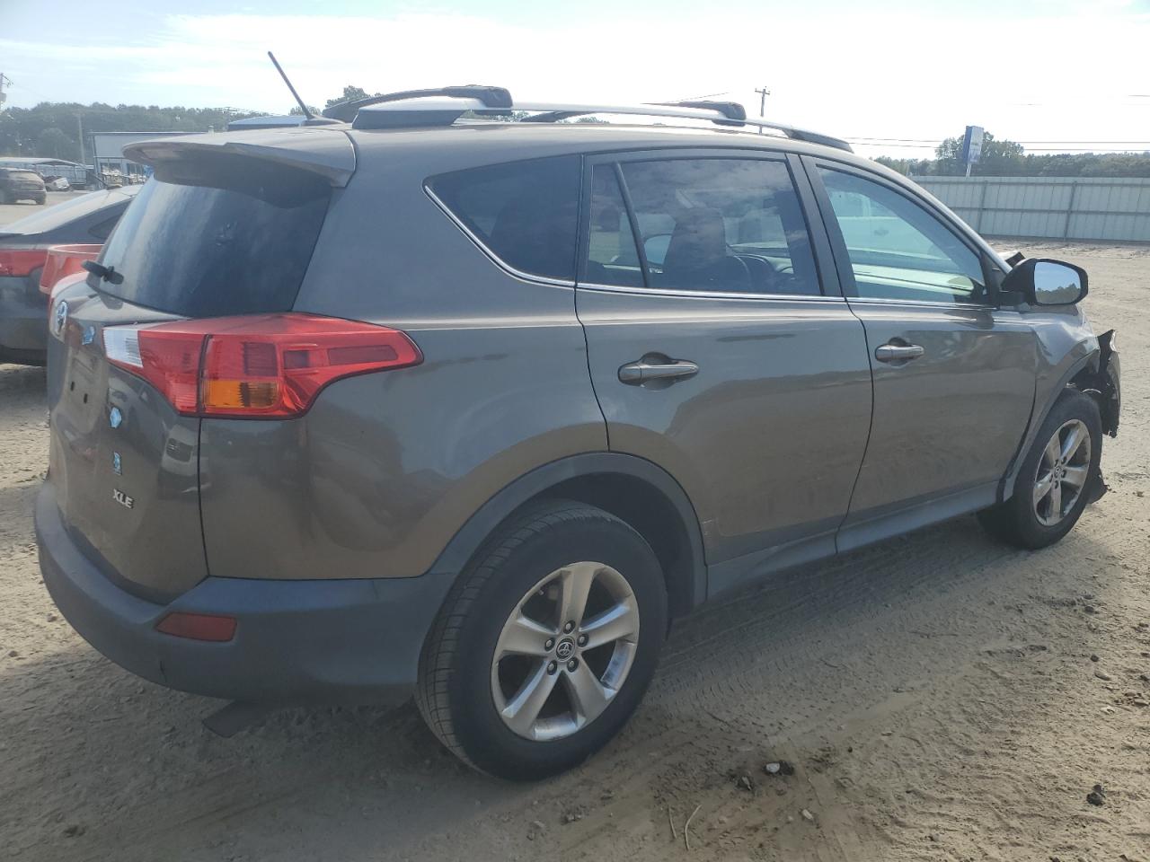 TOYOTA RAV4 XLE