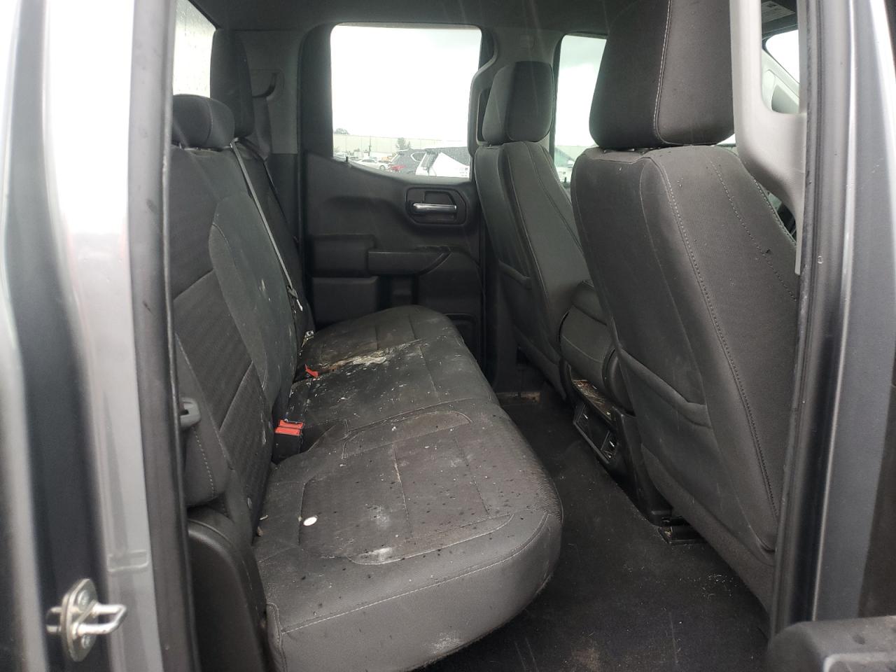 CHEVROLET SILVERADO C1500 LT