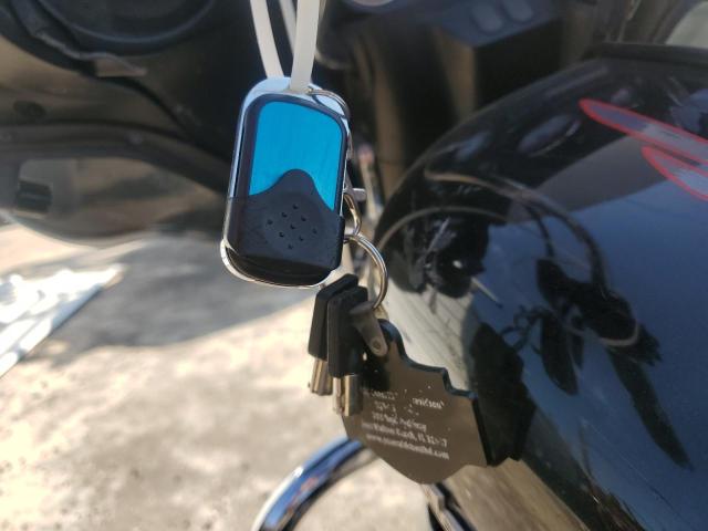 2012 HARLEY-DAVIDSON FLHX STREE - 1HD1KBM1XCB677559