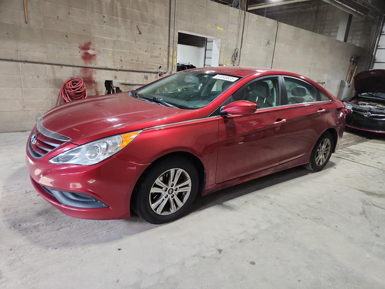 Lot #3283953805 2014 HYUNDAI SONATA GLS