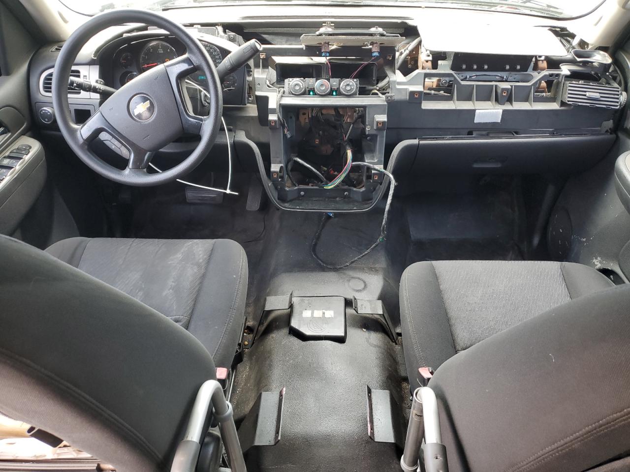 CHEVROLET TAHOE C1500 LS