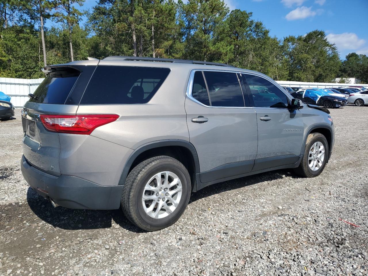 CHEVROLET TRAVERSE LT